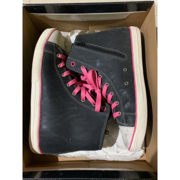 Preloved Tomkins Sapphire Hitam Tali Pink - SIZE 39