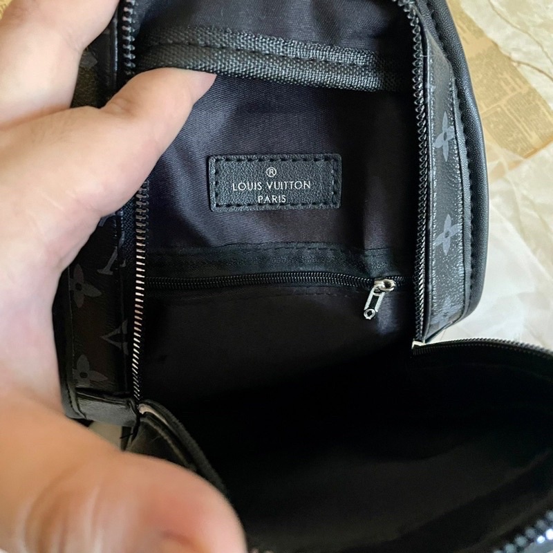 ((TERMURAH)) CROSSBODY BAG FASHION PRIA / SLINGBAG PRIA PREMIUM