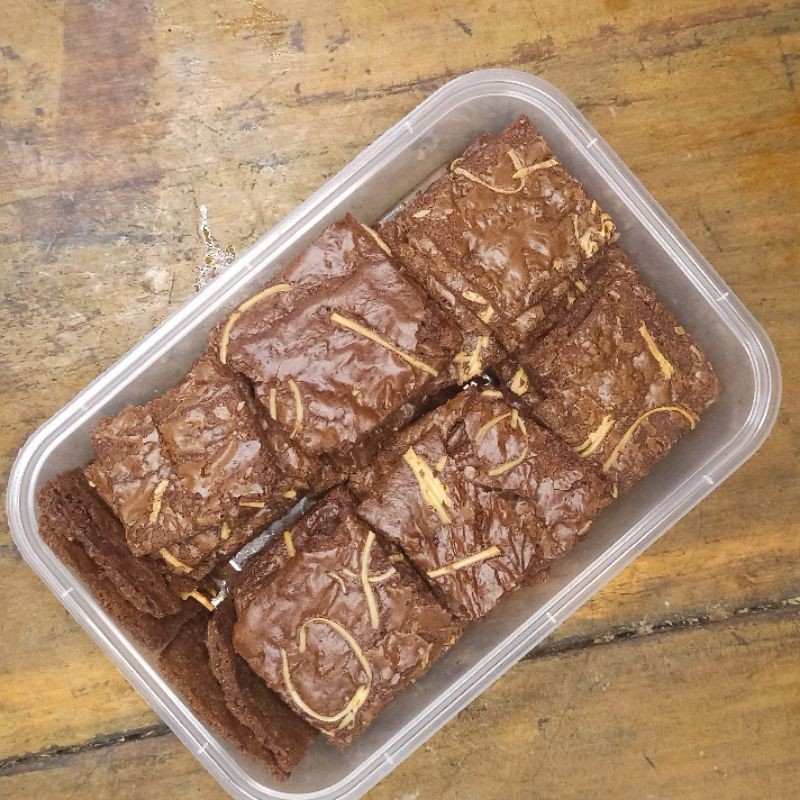 

BROWNIS COKLAT ENAK
