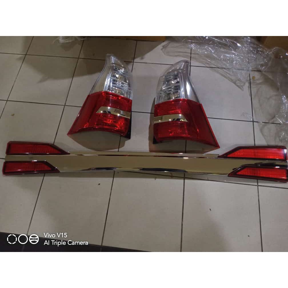 Jual Paket Trunklid Reflektor Dan Stoplamp Avanza Xenia Type G Shopee Indonesia