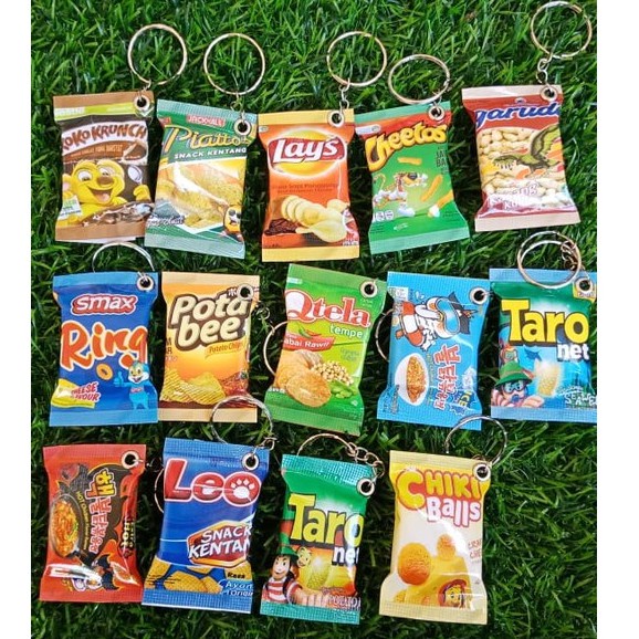 [Check Out 1000] GANTUNGAN KUNCI SNACK MINIATUR MAKANAN UNIK LUCU AESTHETIC