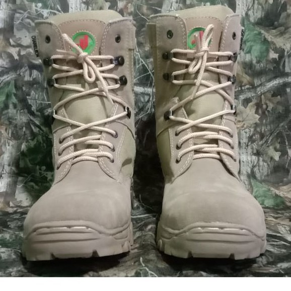 sepatu boots taktikal chamelon kerja lapngan cream 8inc