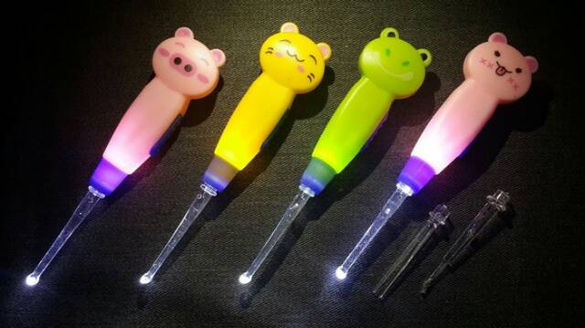 EARPICK FLASH LIGHT ANIMAL KOREK KUPING MOTIF KARTUN