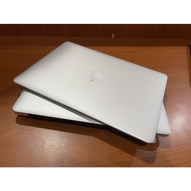 PROMO MacBook Air 13 Inch Early 2015 Core i7 2.2GHz Ram 8 GB Ssd 512 GB SECOND
