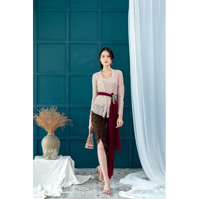 ZestHouseOfKebaya Set Kebaya (Uk. S)