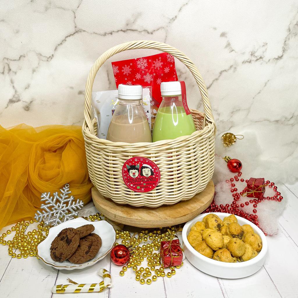 

CHRISTMAS HAMPERS JOYFULL RED VELVET MATCHA GREEN TEA CHOCOLATE MILK IRISH OREO LIKE BAILEYS NON ALCOHOL MILK BASE KADO NATAL HADIAH BINGKISAN TILE GOLD COOKIES SOES COKLAT LELEH MINUMAN SUSU PREMIUM