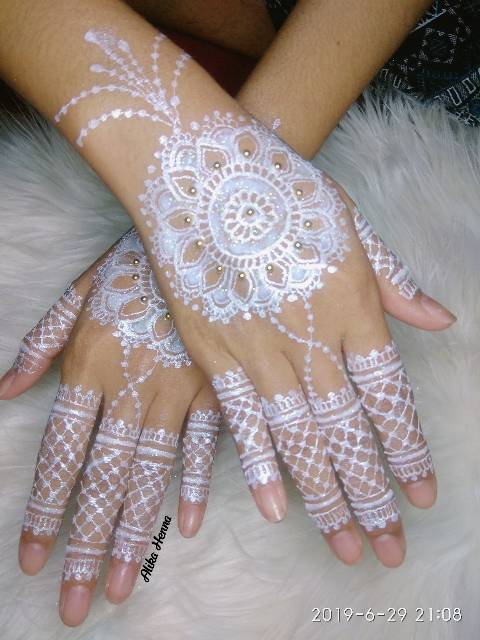 Jasa Lukis Henna Wedding White Henna Free Kuku Palsu Shopee Indonesia