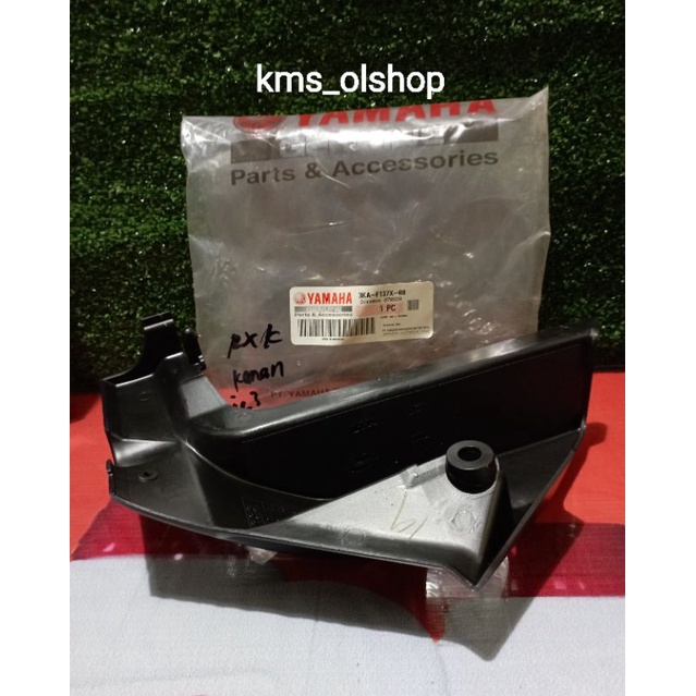 Mata Kucing Yamaha Rx King / Air Scoop Yamaha Rx King Asli Sebelah Kanan ( 3KA-F137X-00 ), Sebelah Kiri ( 3KA-F137W-00 )