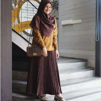 preloved rok zaskia sungkar