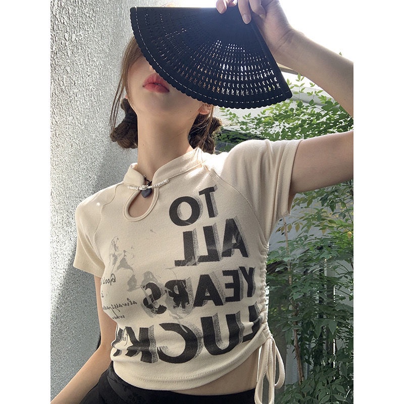 Guochao retro manis dan keren hot girl print serut desain T-shirt pendek mahasiswi berlubang ramping