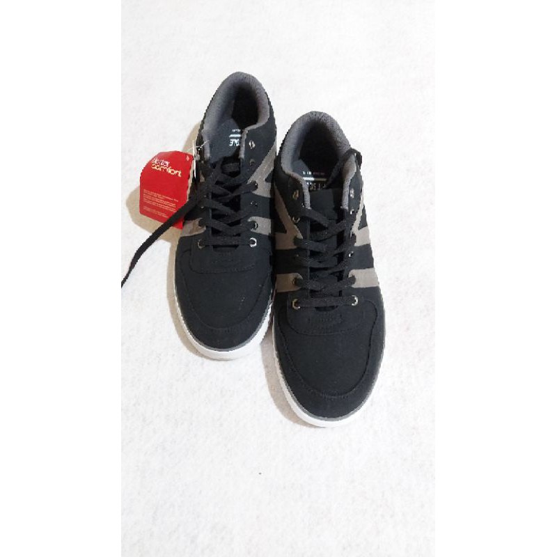 Dexter Fusion Black Only size 44