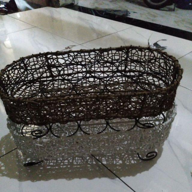 Keranjang Air Mineral / Tempat Aqua Gelas Rotan Sintetis Isi 16