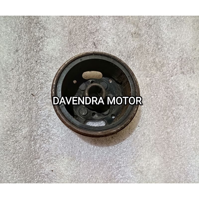 magnet suzuki rc 100 bravo original