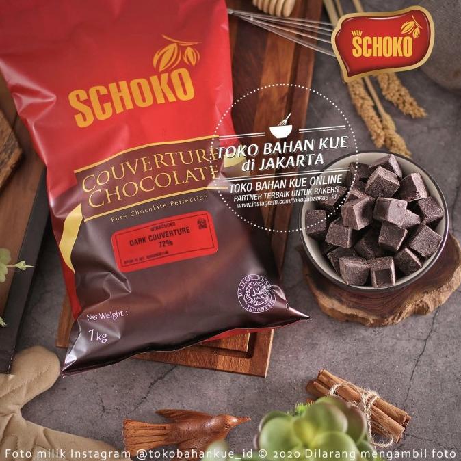 

Schoko Dark Chocolate Couverture CUBE 72% 1kg Cokelat Baking Coklat