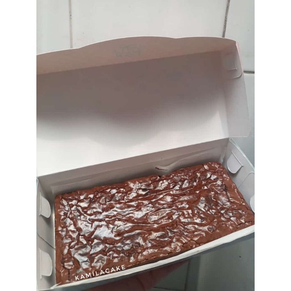 

BROWNIES FUDGY POLOS TANPA TOPPING