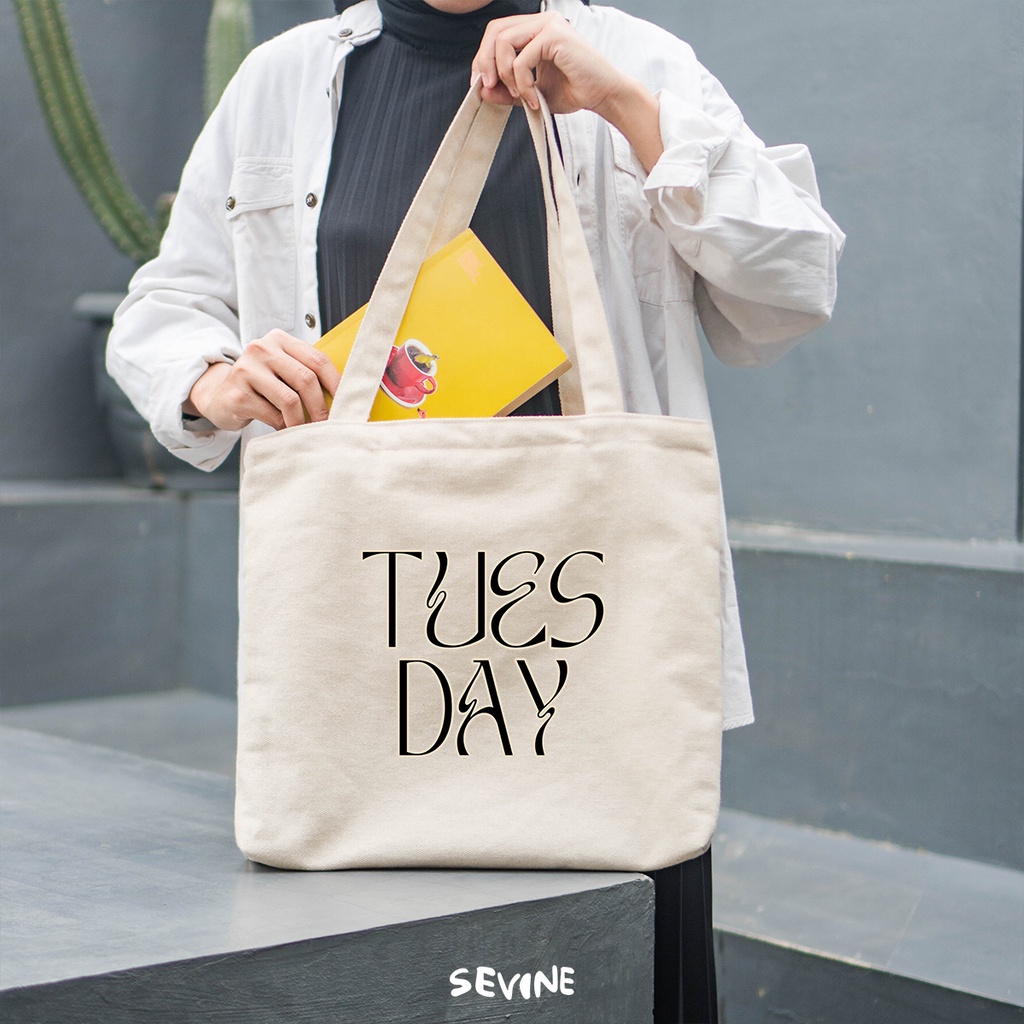 Sevine Tote Bag Kanvas Emily Resleting Kantong Tas Wanita Kuliah Sekolah Fashion Laptop Totebag Kerja Quotes Hari Vintage Aesthetic - VD