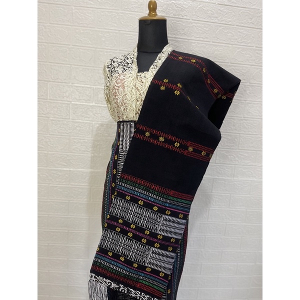 songket tenun tarutung puca bintik hitam