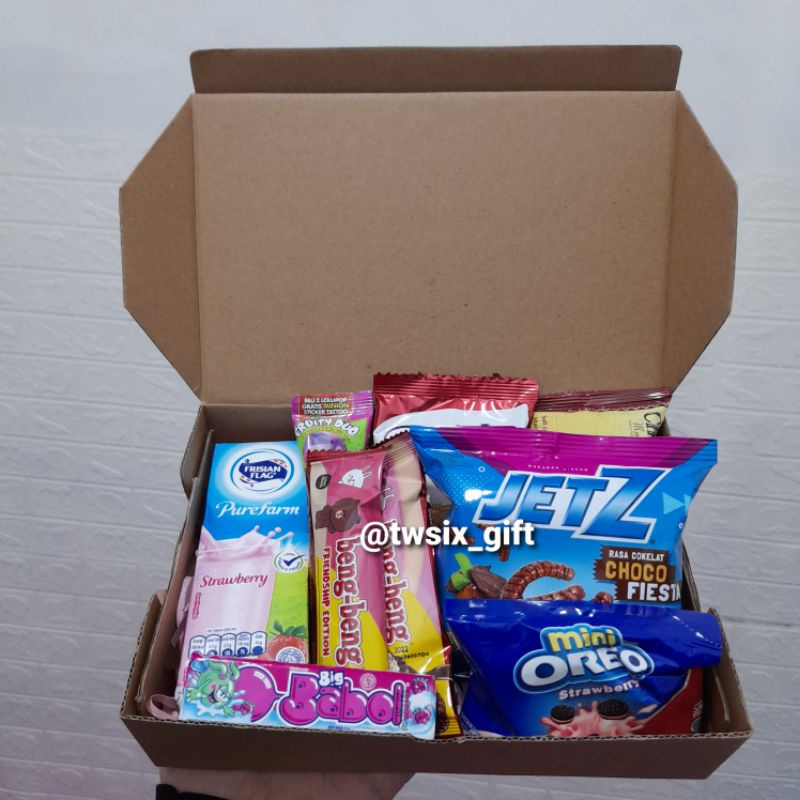 

hampers snack kado ulang tahun ultah