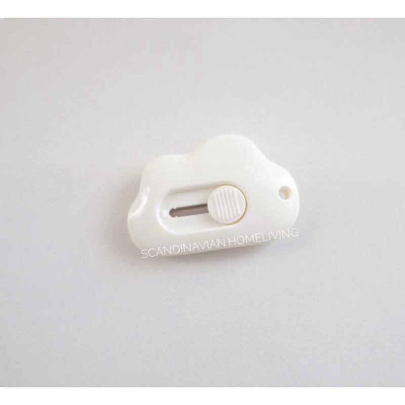 

CUTTER MINI AWAN / CUTTER MINI LUCU / CUTTER PUTIH / ALAT PEMOTONG KERTAS/ CUTTER KECIL / CUTTER TRAVELING