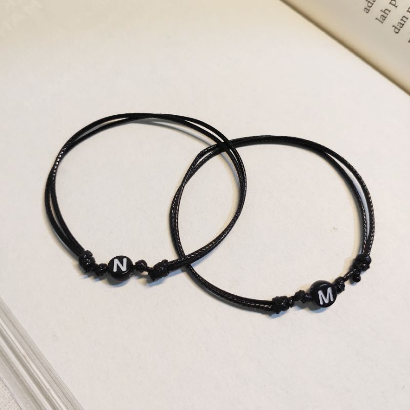 Gelang Tali Custom Inisial Nama | Gelang Tali Couple Simple Tipis | Tali Korea Waterproof Anti air | Adjustable | Couple Pasangan Sahabat | Cowok Cewek | Hitam Tipis | Minimalis Vintage | Murah | Custom Inisial Nama