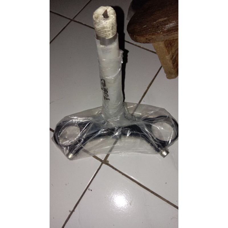 segitiga bawah aerox 155 balhuk aerox 155 stering stem aerox 155 cod