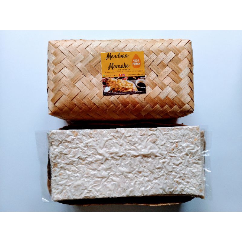

Mendoan Mamake Sukabumi Paket 20 pcs mendoan (bisa dipotong 3 jadi 60) Vegan Khas Cilacap Purwokerto