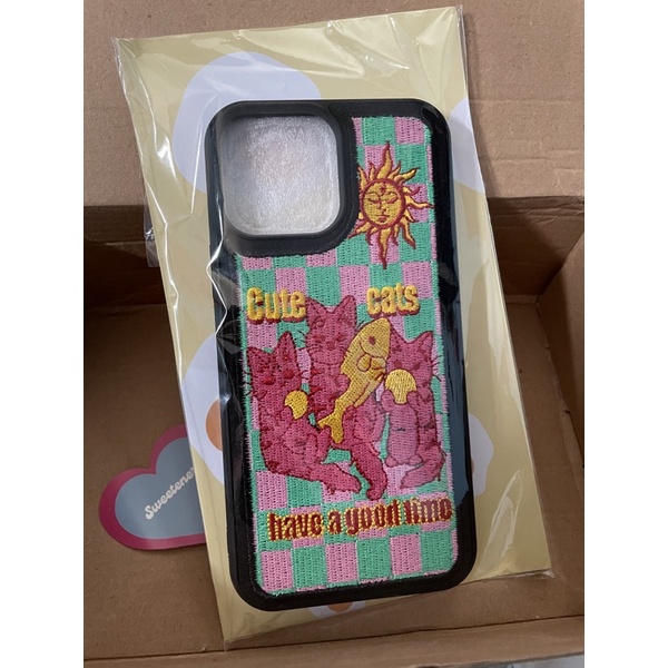 [READY] Cute Cats Embroidery Case Iphone 13 Pro Max