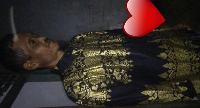 Kemeja Batik Pria Lengan Panjang Anjani Gold
