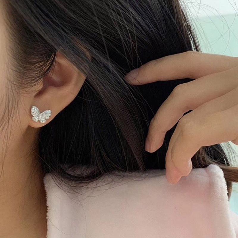 Anting Stud Desain Kupu-Kupu Aksen Kristal Untuk Wanita