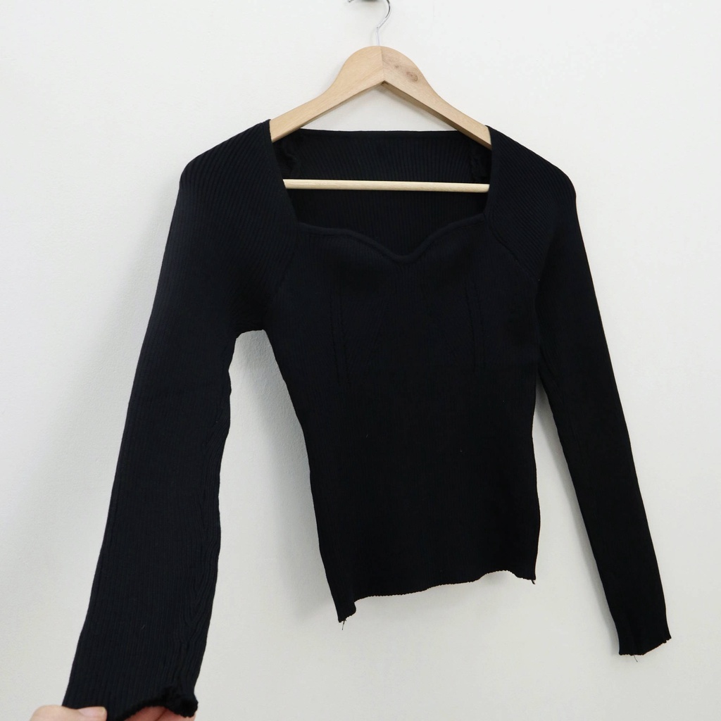 Nikta long knit top - Thejanclothes