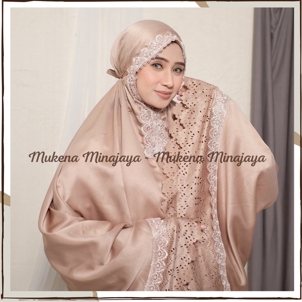 Mukena Dewasa Renda Mewah Motif Lasercut Jumbo Daily Traveling Sutra Velvet Premium Fashion Mukenah Dewasa Muslim Minajaya Terbaru