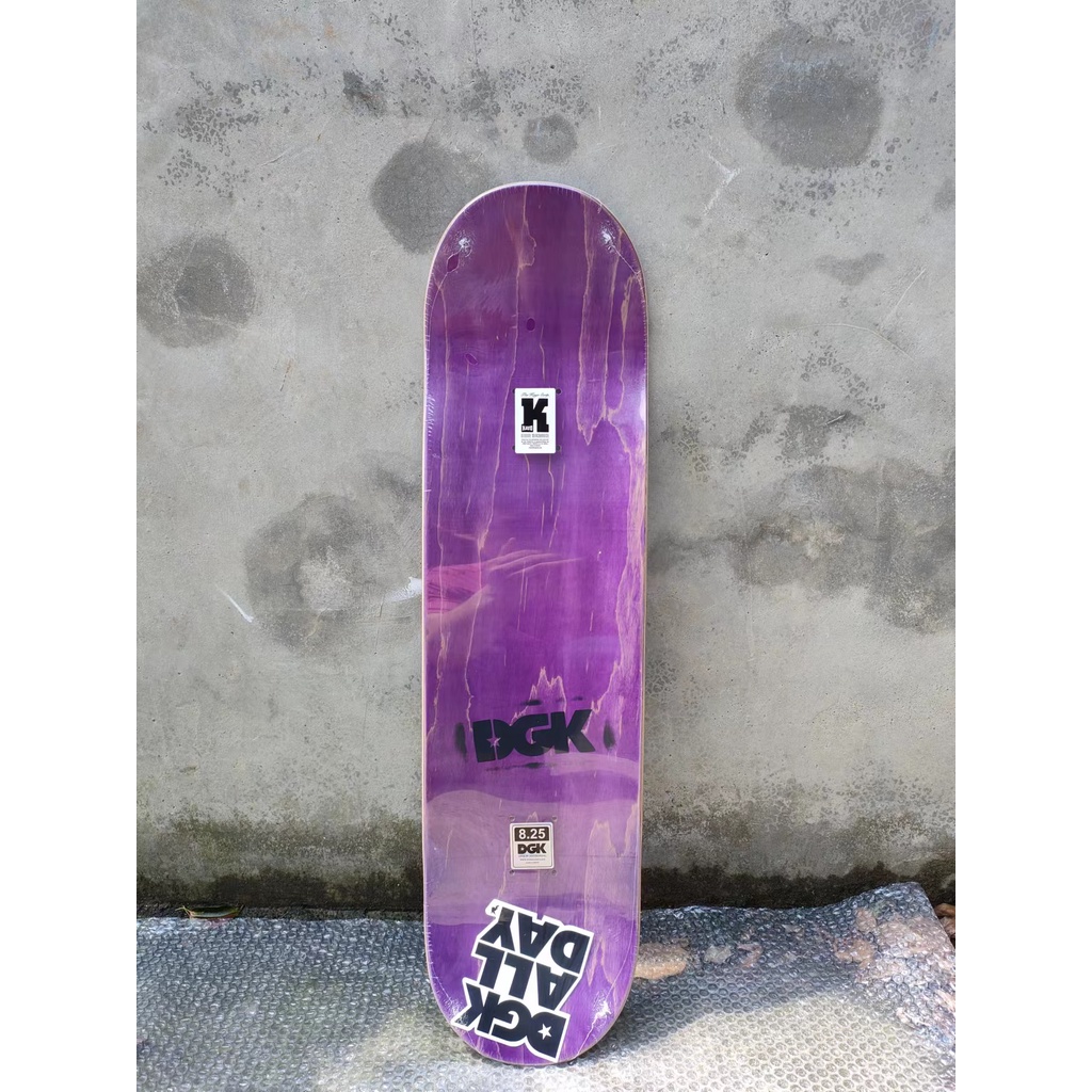 Skateboard PRO Map Dgk 4 Roda Ukuran 31x8 Inci