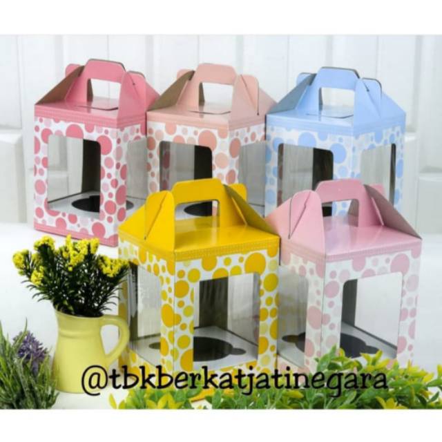 Box cupcake polkadot besar