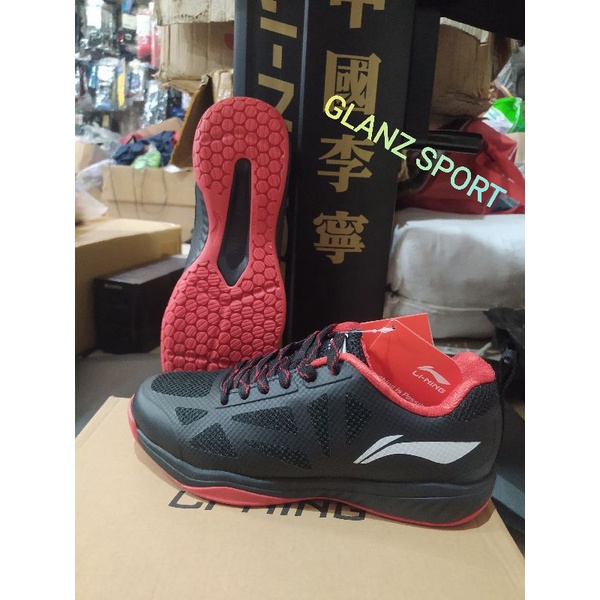 SEPATU BADMINTON LINING ULTRA FLY