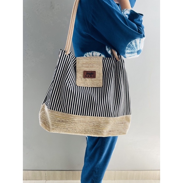 Tote bag Resleting  |Tote Bag Kanvas |  Tas Kanvas | Tas Jogja Malioboro