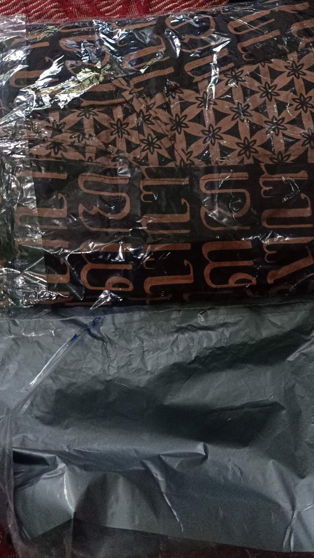 Batik Couple Keluarga • Batik Couple Keluarga Sania Ruffle Ori Ndoro Jowi Motif Dimensi Abu