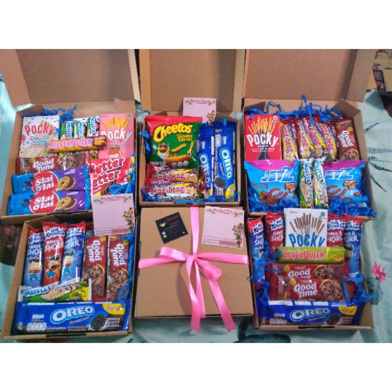 

:: Hampers Buket Snack Gift Box | FREE Ucapan, Silverqueen