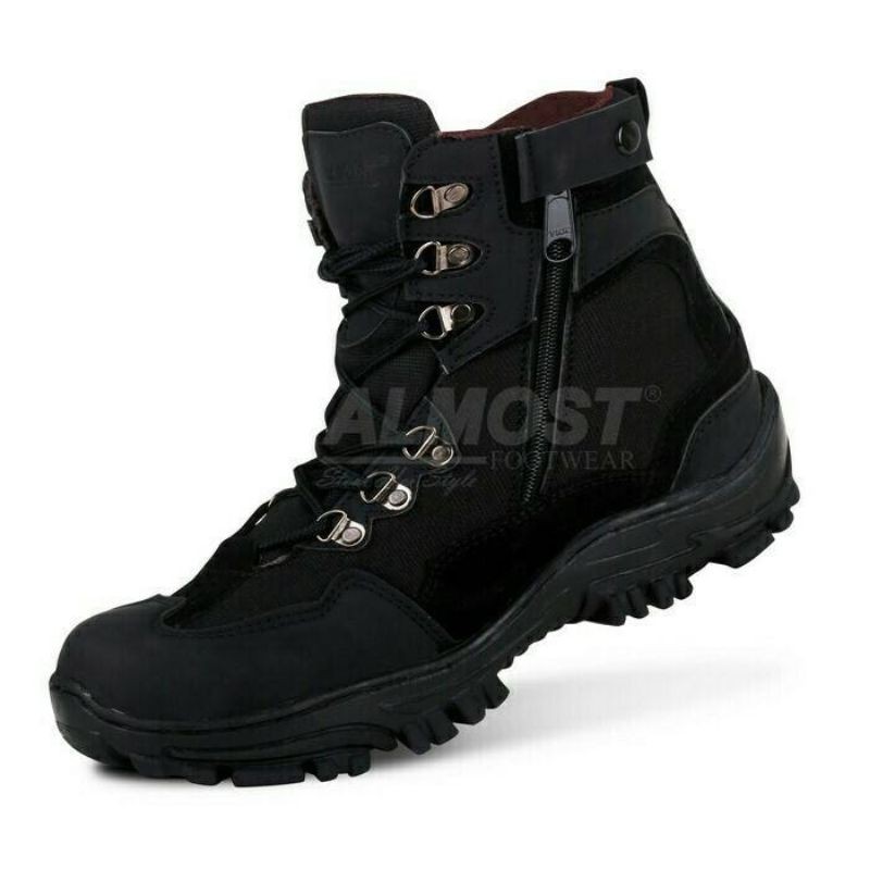 sepatu boots pria original almost indicator safety