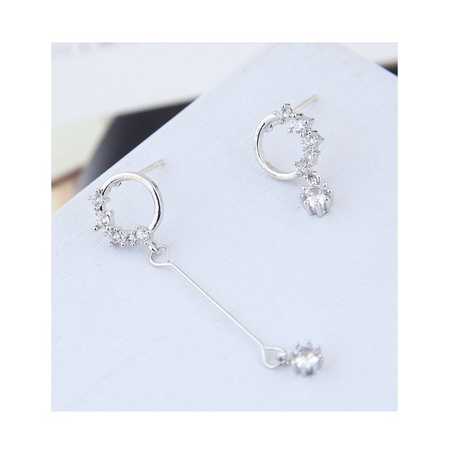 LRC Anting Tusuk Fashion Silver 925 Silver Needle Metal Ring Asymmetric Earrings A57845