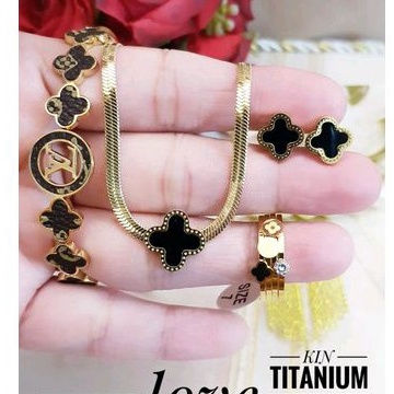 Titanium Set Perhiasan Wanita 138223