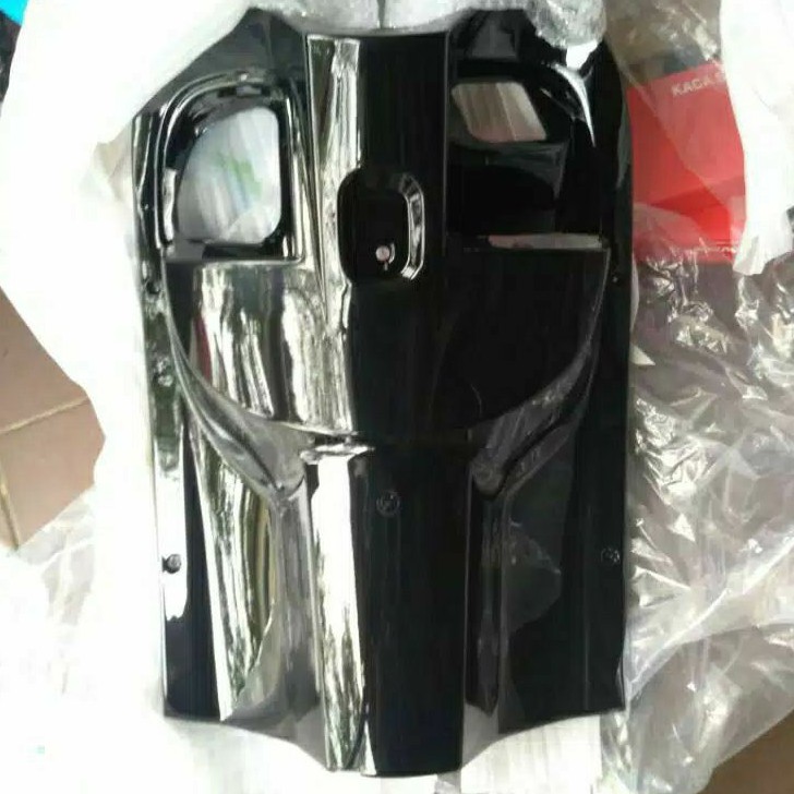 Legshild Kunci Kontak Body Tengah Scoopy F1 Led Esp 2017-2020 K93. Hitam..