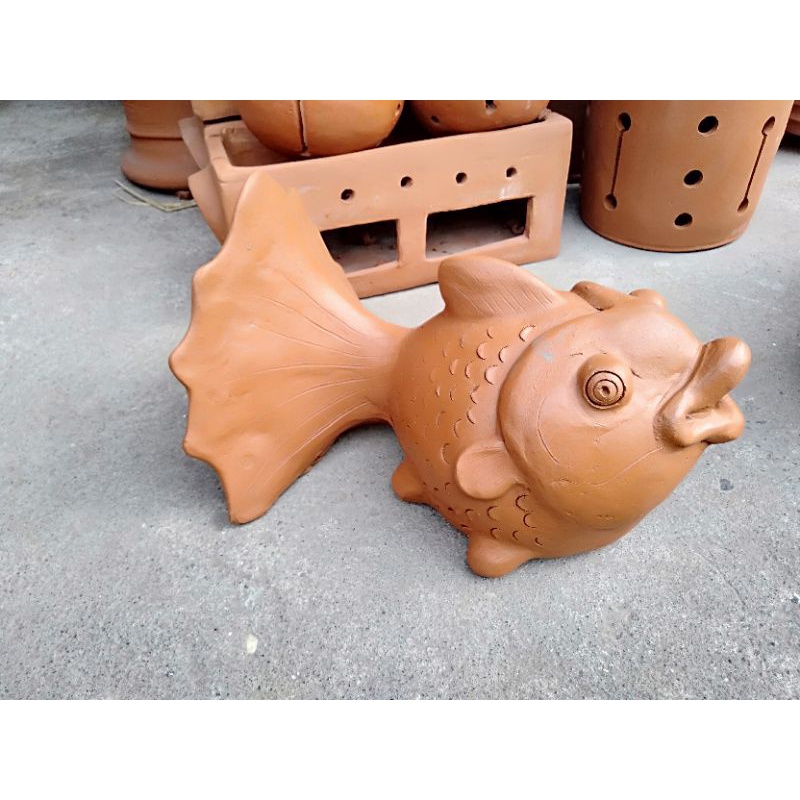 Patung ikan Air Mancur