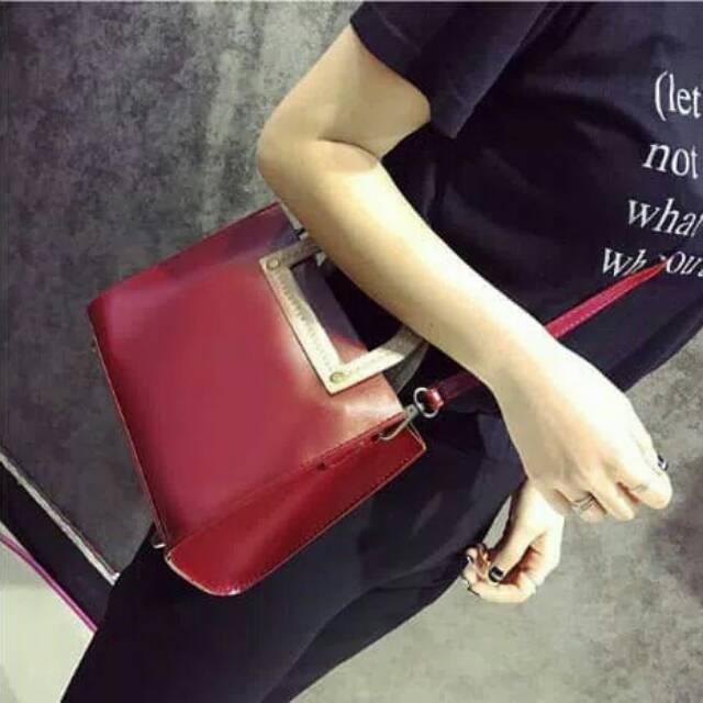 Tas wanita selempang tas  crossbody