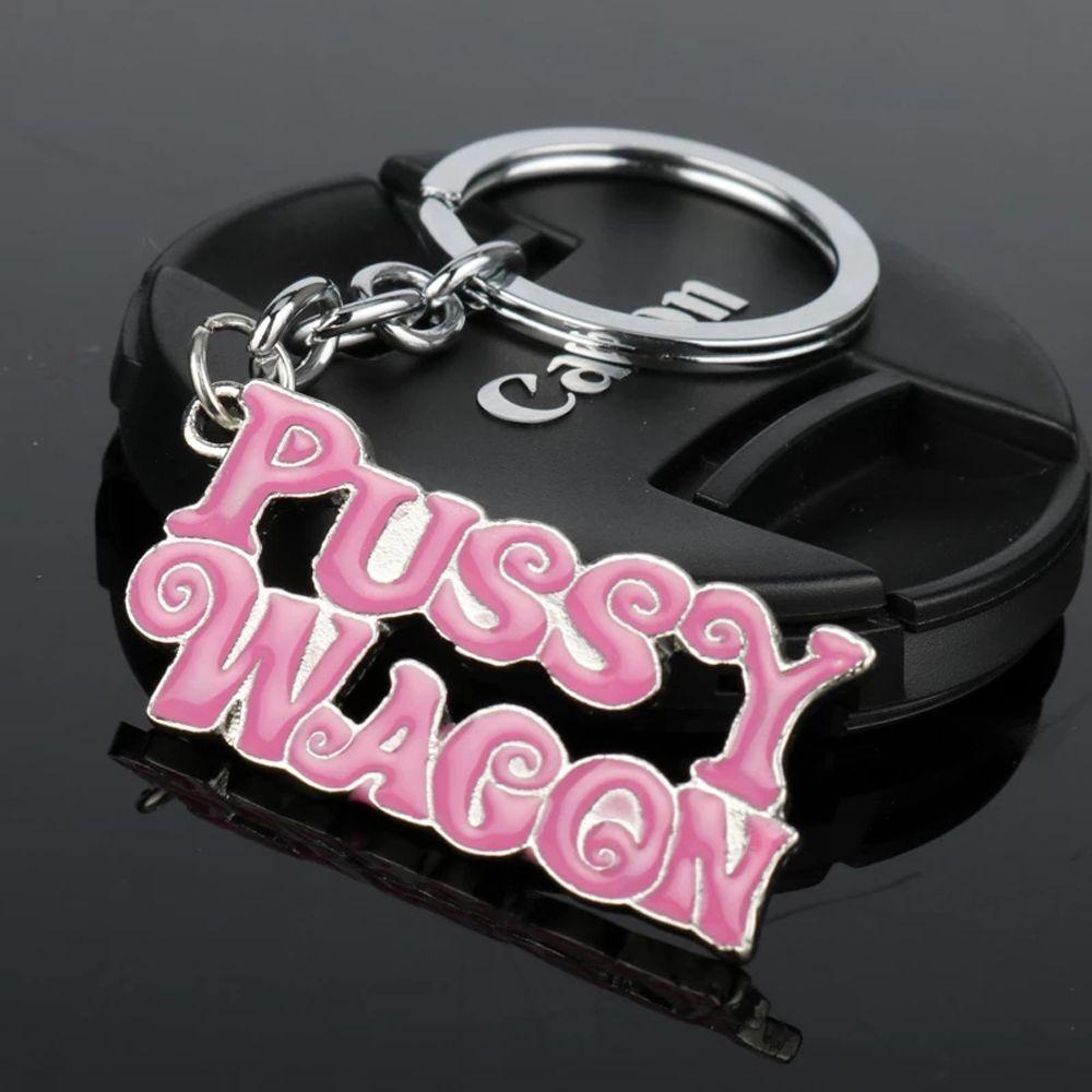 NEEDWAY Kill Bill Keyring Perhiasan Aksesoris Wanita Pria Film Alloy Enamel Keychain Huruf Liontin