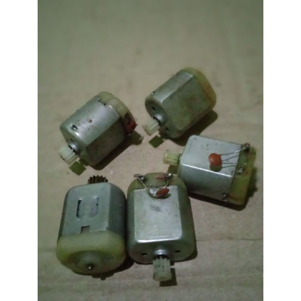 dinamo mobil"n besar