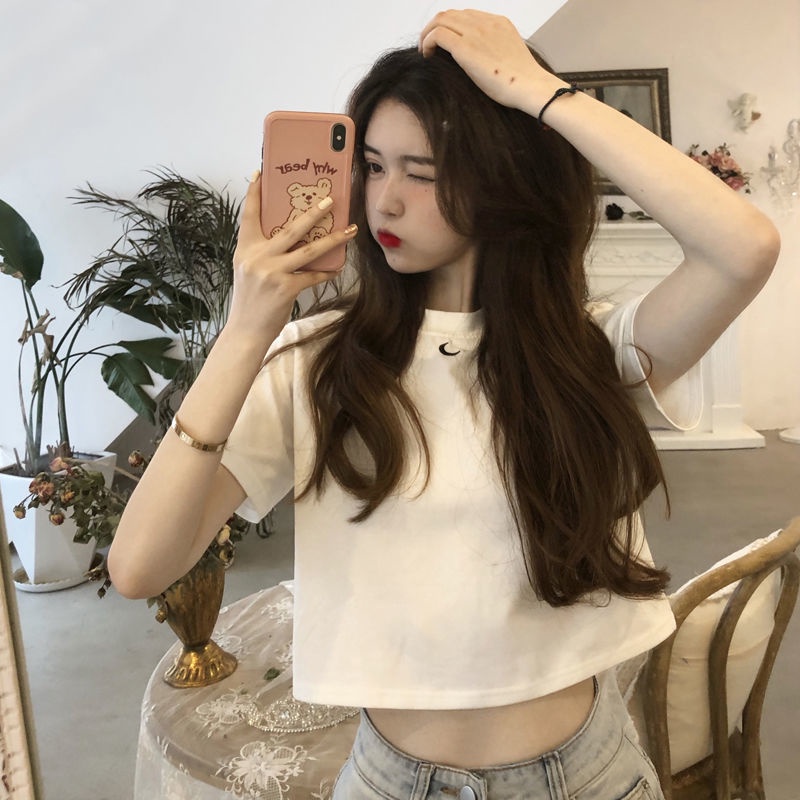 [littlecrab] Kaos Crop Bulan Sabit Elegan Atasan Wanita Trend Kekinian Moon Crop Top Simple Berkualitas Korean Style