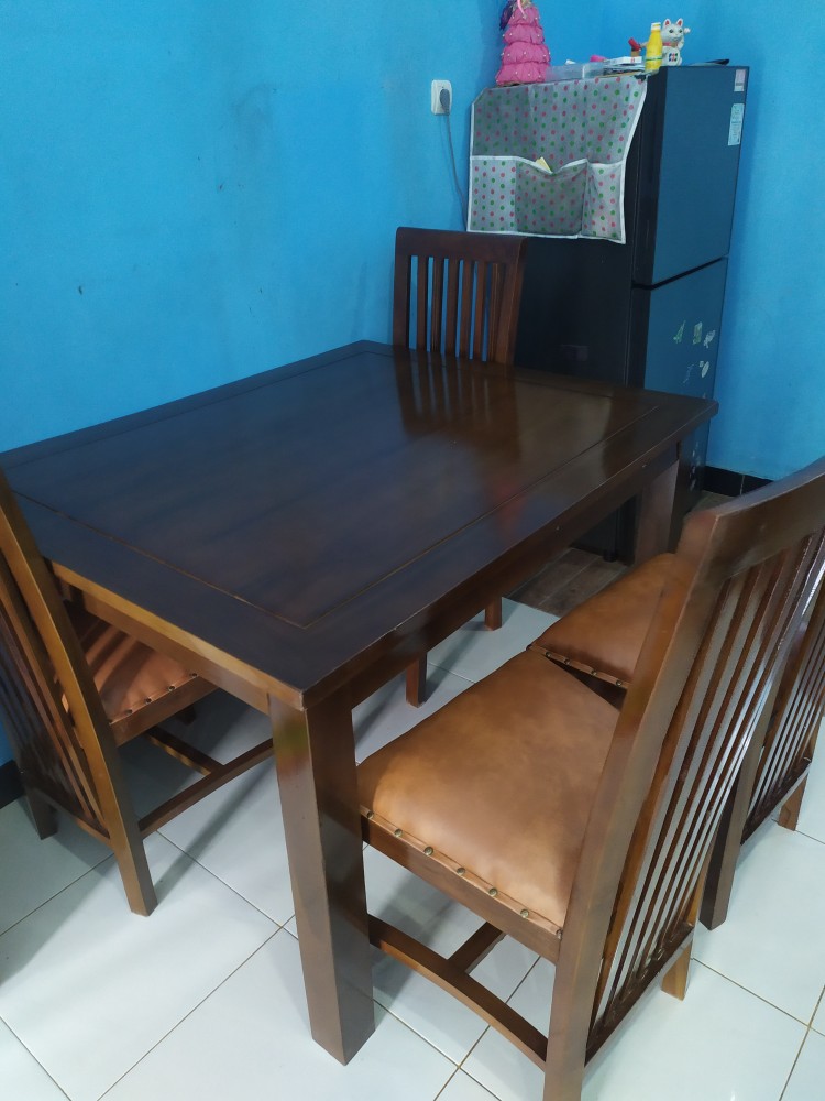 Meja Makan Balero Salur Kursi 4