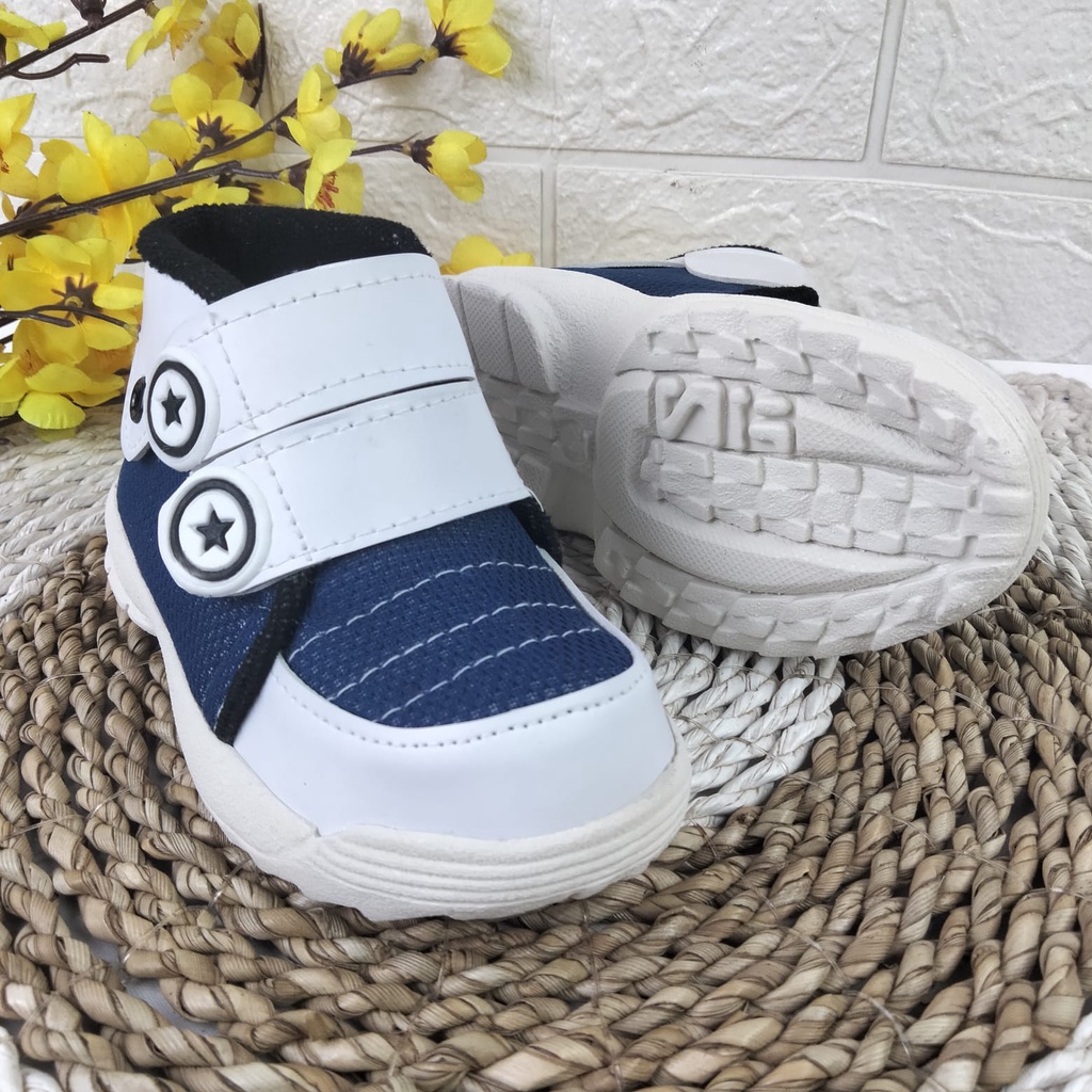 [TAMANSEPATUKU]SEPATU SNEAKER ANAK LAKI-LAKI USIA 1 2 3 TAHUN CAX49