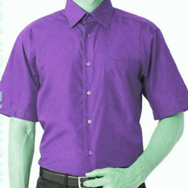 kemeja pria ungu tua polos lengan pendek bahan katun halus