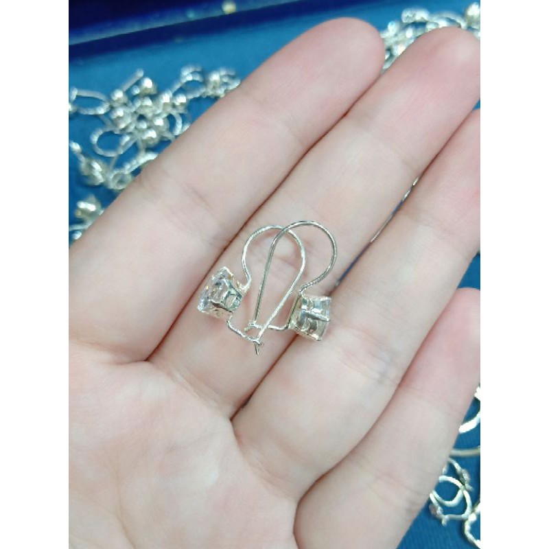 anting kait desy solitaire mp S925